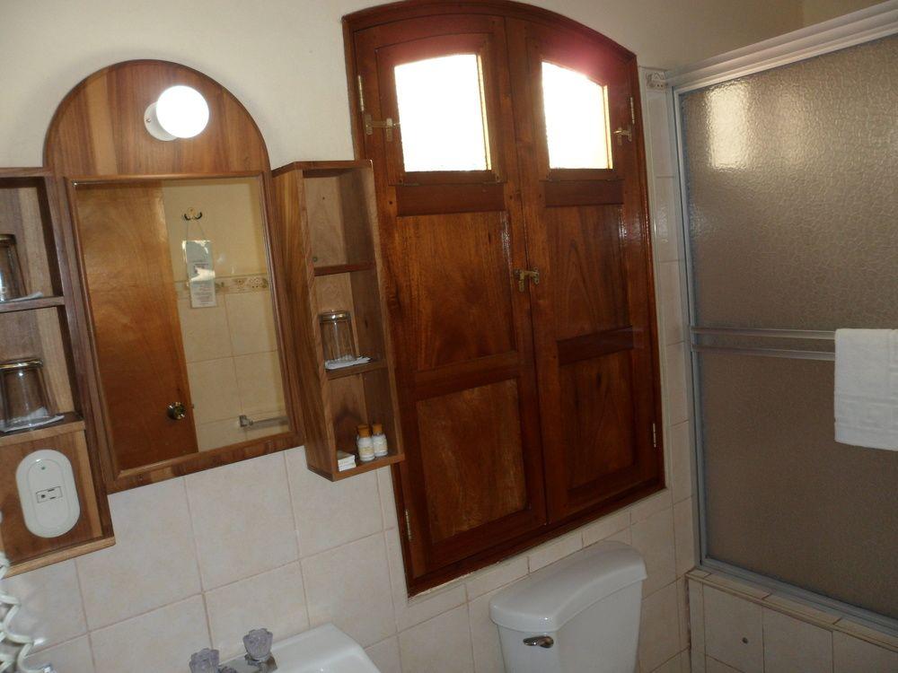 Hotel Austria León Extérieur photo