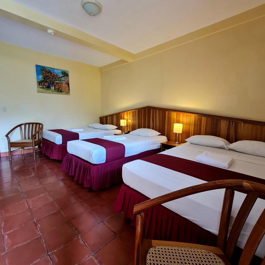 Hotel Austria León Extérieur photo