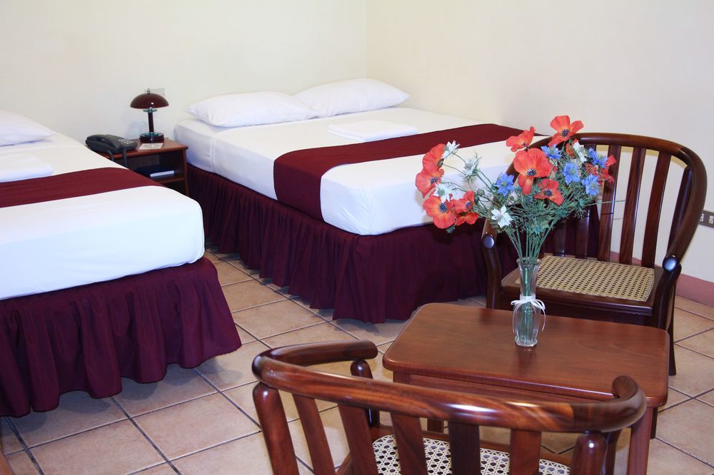 Hotel Austria León Extérieur photo